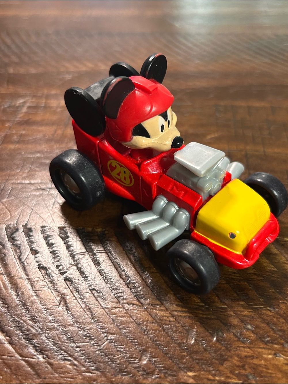 Mickey‎ Mouse Hot Rod Racer #28 Diecast 2016 Mattel Disney